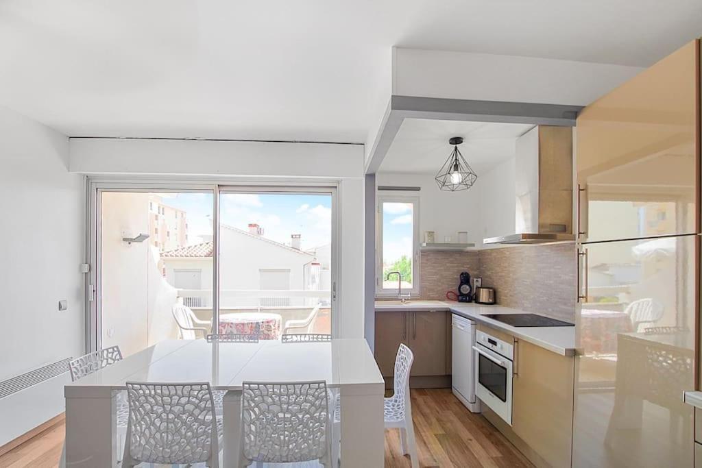 Appartement Calme Et Moderne Avec Vue Mer 74 Кане Екстериор снимка